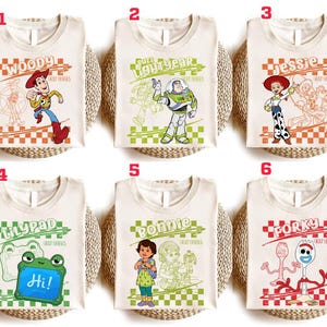 Retro Disneyland Pixar Toy Story All Characters Checkered Signature Shirt, Woody, Buzz, Jessie, Bo Peep, Personalized Group Matching Tee Bild 1