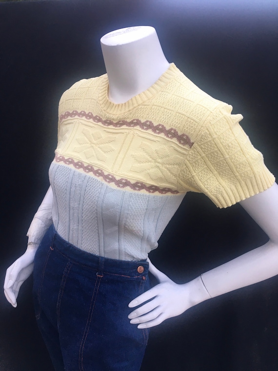 Vintage Campus 1950s 50s yellow blue cable knit pu