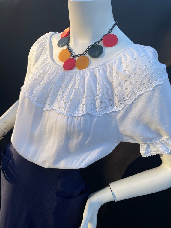 Vintage 1950s white eyelet peasant crop off the sh