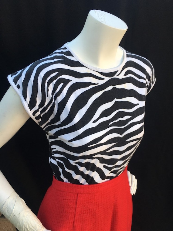 Vintage 1950s 50s ZEBRA print pullover blouse/top