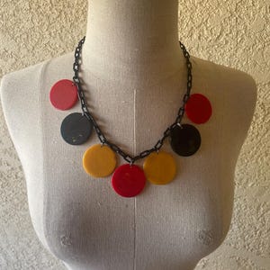 vintage 1940s 1950s inspired marble plastic color  chip necklace