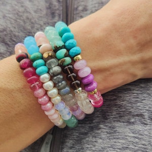 Colorful gemstone stretch bracelet | Beaded bracelet with pearl | Easy slip on & off | Stackable | Artisan handmade | Gift for her, No clasp