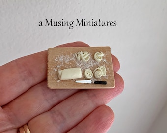 Miniature Making Fettucine for 1:12 Scale Dollhouse Kitchen