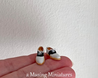 Miniature Saddle Shoes for 1:12 Scale Dollhouse