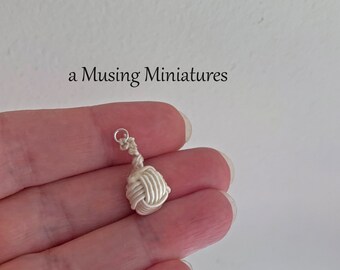 Miniature Mariners Monkey Fist for 1:12 Scale Summer Dollhouse Beach Decor