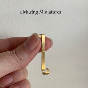Miniature Wreath Hanger for 1:12 Scale Standard Dollhouse Door