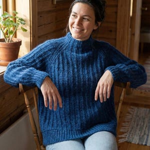 Modern Seamless Raglan Sweater Knitting Pattern PDF | Cozy Nordic Pullover