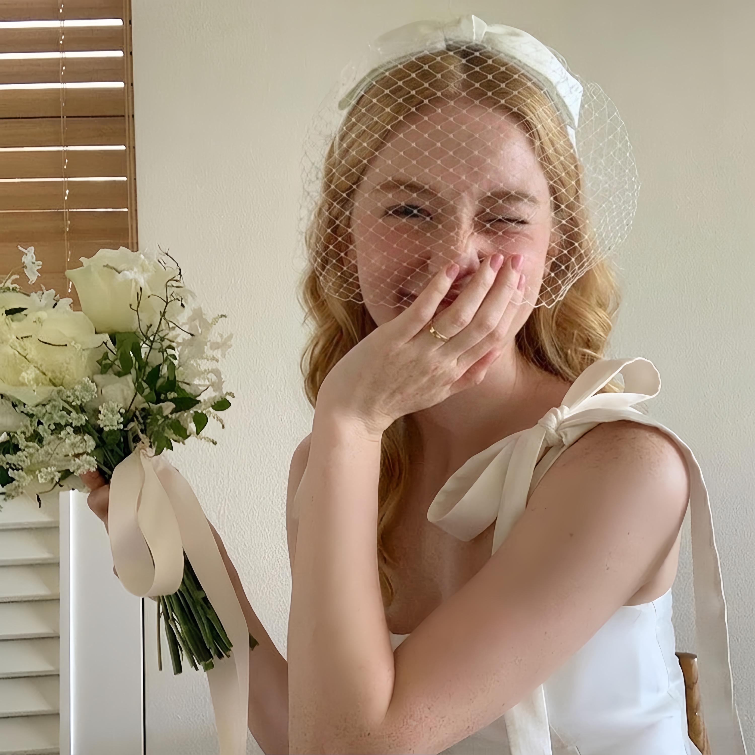 French Bridal Headband With Veil and Bow, Elegant White 