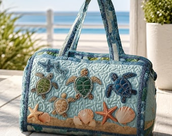 Sea Turtle Quilted Duffle Bag, Coastal Beach Weekender Bag, Ocean Animal Travel Tote, Seashell Overnight Bag, Beach Vacation Carry Bag