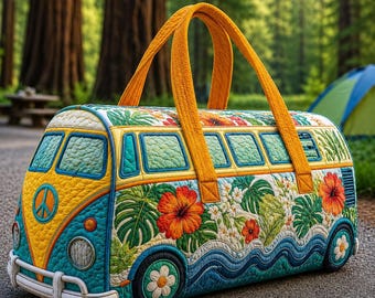 Retro Floral Quilted Duffle Bag, Boho Travel Weekender Bag, Daisy Road Trip Overnight Bag, Vintage Camping Gym Bag, Cute Gift for Her