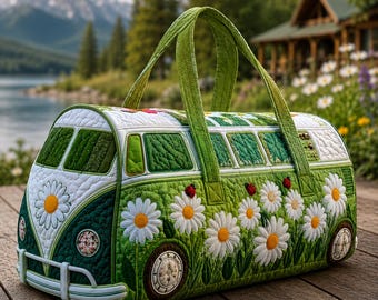 Daisy Quilted Duffle Bag, Green Floral Weekender Bag, Cottagecore Travel Bag, Retro Van Style Overnight Bag, Meadow Flower Gym Bag
