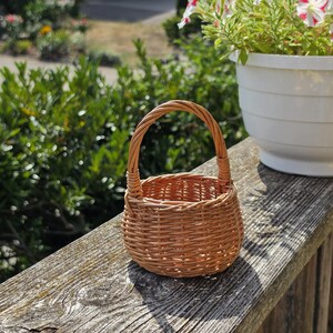 Small Wicker Basket Size S, Rustic Wedding Ring Bearer Basket, Mini Willow Gift Holder, Entryway Key Bowl, Tiny Decorative Basket