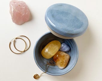 Pretty blue ceramic box with lid for jewelry or other treasures, gift idea for girlfriend, handmade ceramic, jewelry storage