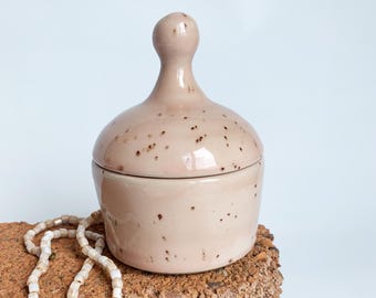 Pink ceramic jar with lid for jewelry or other valuables, gift idea for girlfriend, handmade ceramic, jewelry storage