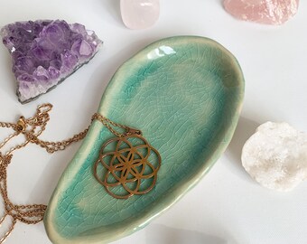 Turquoise jewelry dish, handmade unique piece, crackle glaze, gift idea for girlfriend, unique ceramic piece, mini jewelry storage, jewelry plate