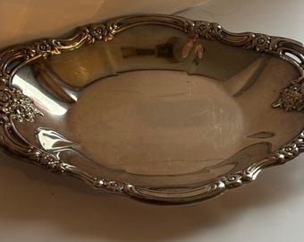 Vintage Oneida Silver Artistry Oval Tray, Ornate Rose Floral Pierced Dish
