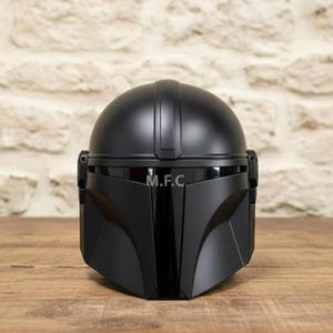 Helm in Mandalorian-stijl Beskar geïnspireerde premiejager Sci-Fi krijger cosplay pantser helm en display afbeelding 8
