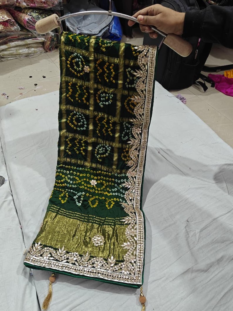 Puro Gajji Modal Seda Bandhej Dupatta, Trabajo Pesado Gotta Patti, Zari Pallu imagen 1
