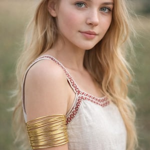 Brede armband met draadarm, minimalistische gouden bovenarmband, verstelbaar zilveren bicepsaccessoire