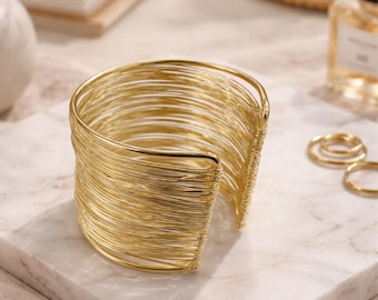 Bredt armband med tråd, justerbart öppet överarmsband i guld eller silver