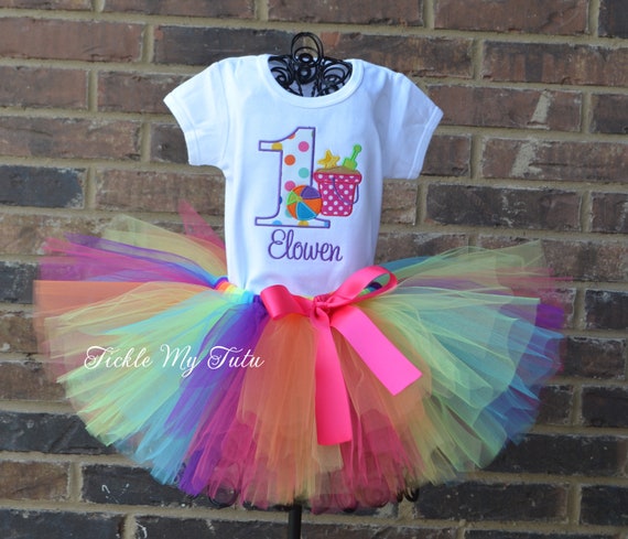 beach party theme outfit