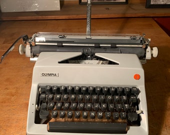 Olympia SM 9 Script wide carriage typewriter