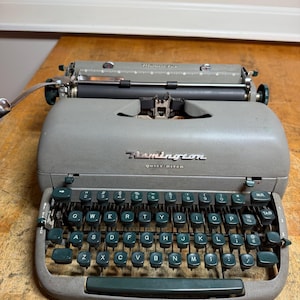 Remington Quiet Riter Typewriter - Etsy