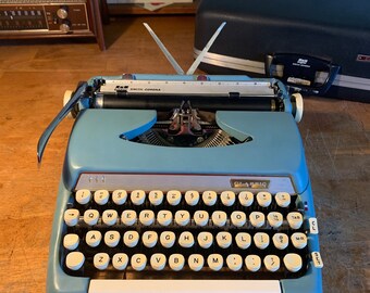 Smith Corona Classic 12 typewriter