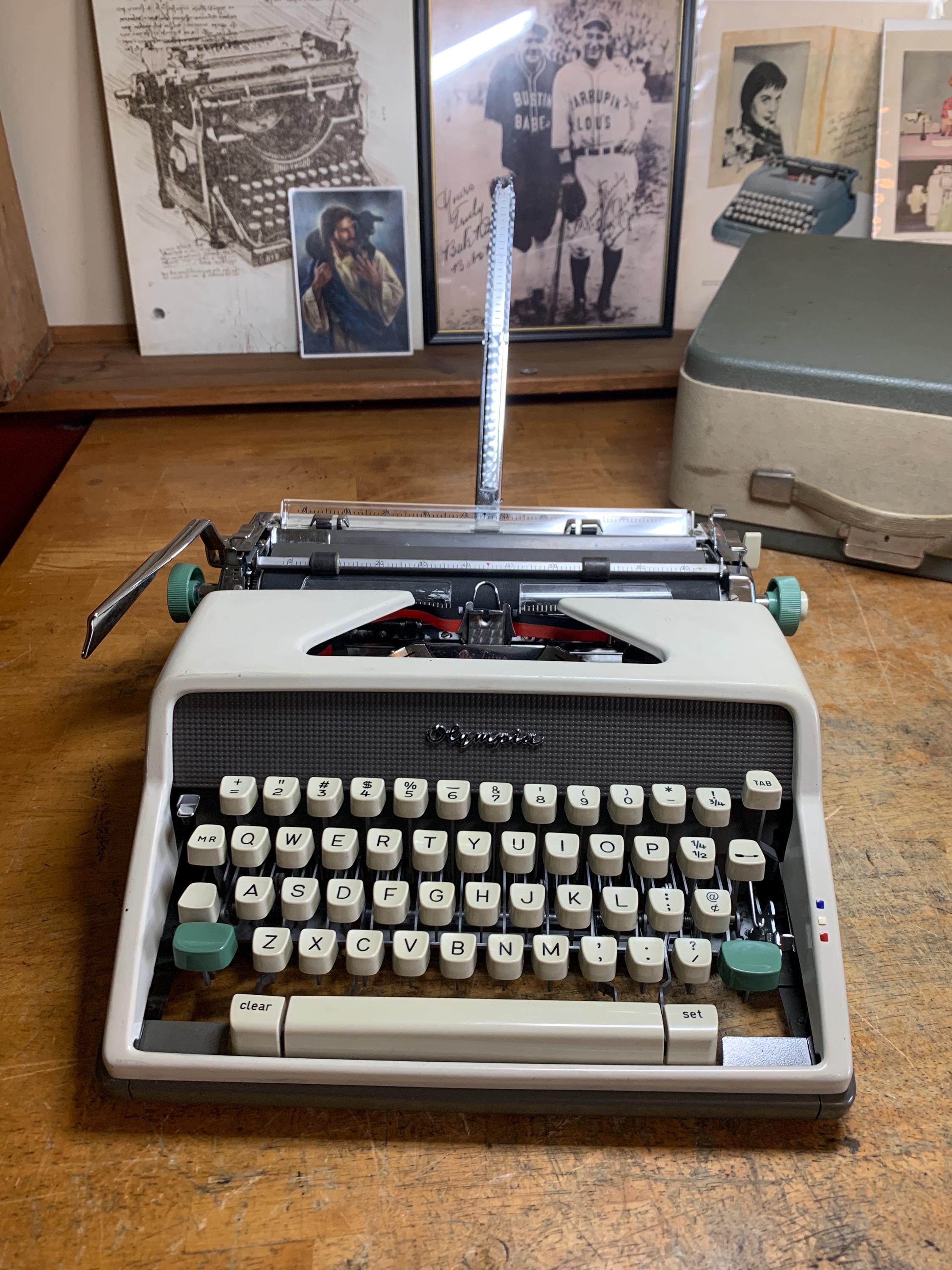 SM 7 Olympia Typewriter - Etsy