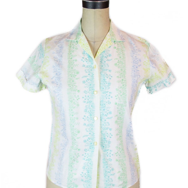 1950s Blouse ~ Rows of Flowers Cotton Button Up Blouse