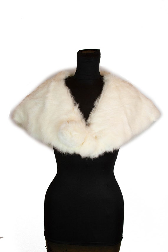 1950s Fur Shrug ~ White Rabbit Fur Shrug Stole