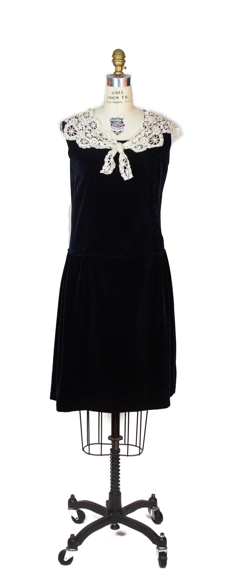 1920s Dress Black Velveteen Flapper Dress with White Lace Collar image 2