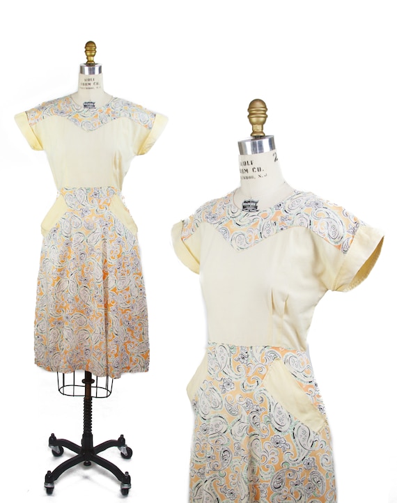 Vintage 1940s Dress ~ Paisley Cotton Accented Yell