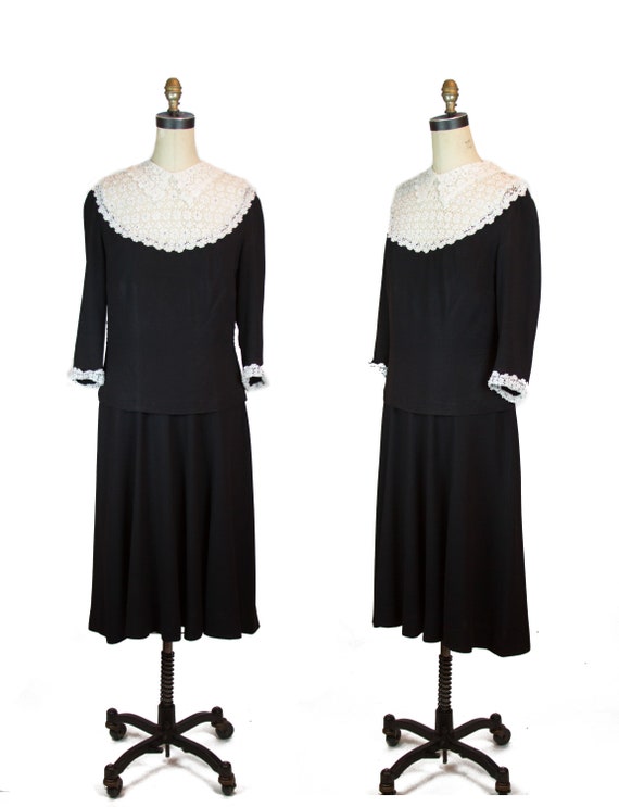 Vintage 1930s Dress ~ Lace Collar Black Rayon Dres