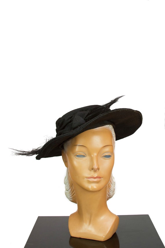 1950s Hat ~ Black Straw Feather and Millinery Leaf