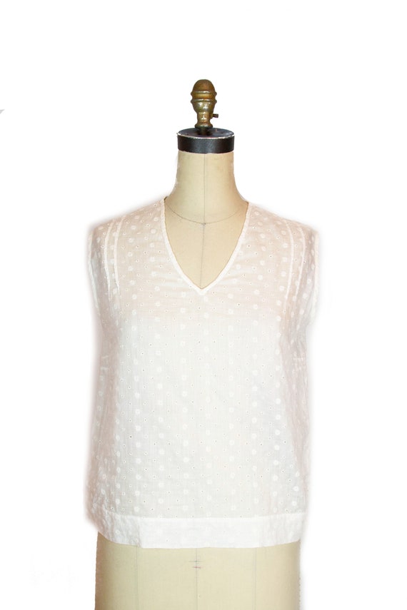 1920s Top ~ White Cotton Eyelet Lace V Neck Blouse
