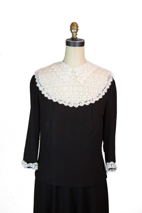Sugar Plum Fairy Dress 30s purple velvet dress with antique lace collar small