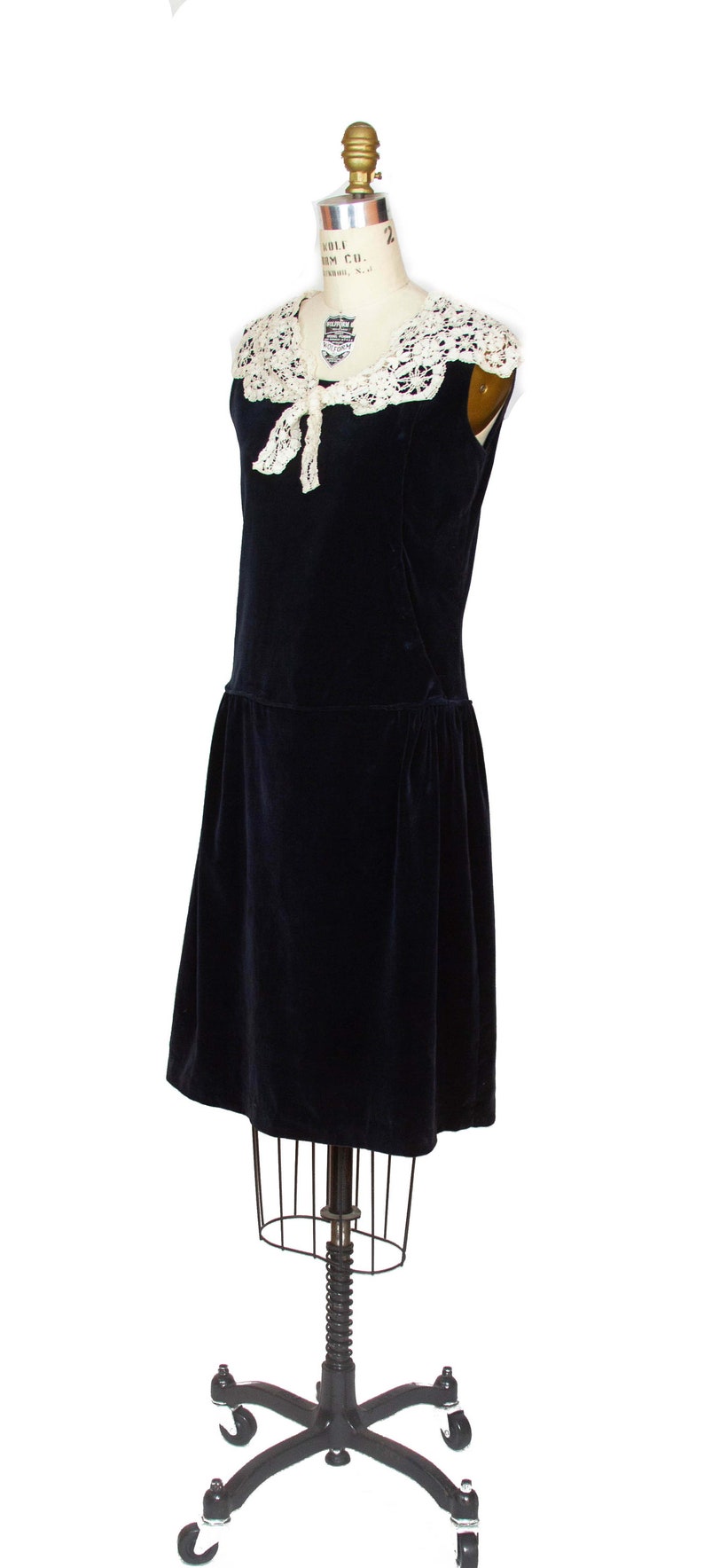 1920s Dress Black Velveteen Flapper Dress with White Lace Collar image 4