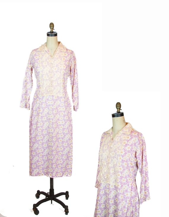Vintage 1930's Dress ~ Lilac Feedsack Floral Lace
