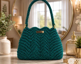 Crochet Zigzag Tote Bag Pattern, Beginner Friendly Wave Design (PDF Download)