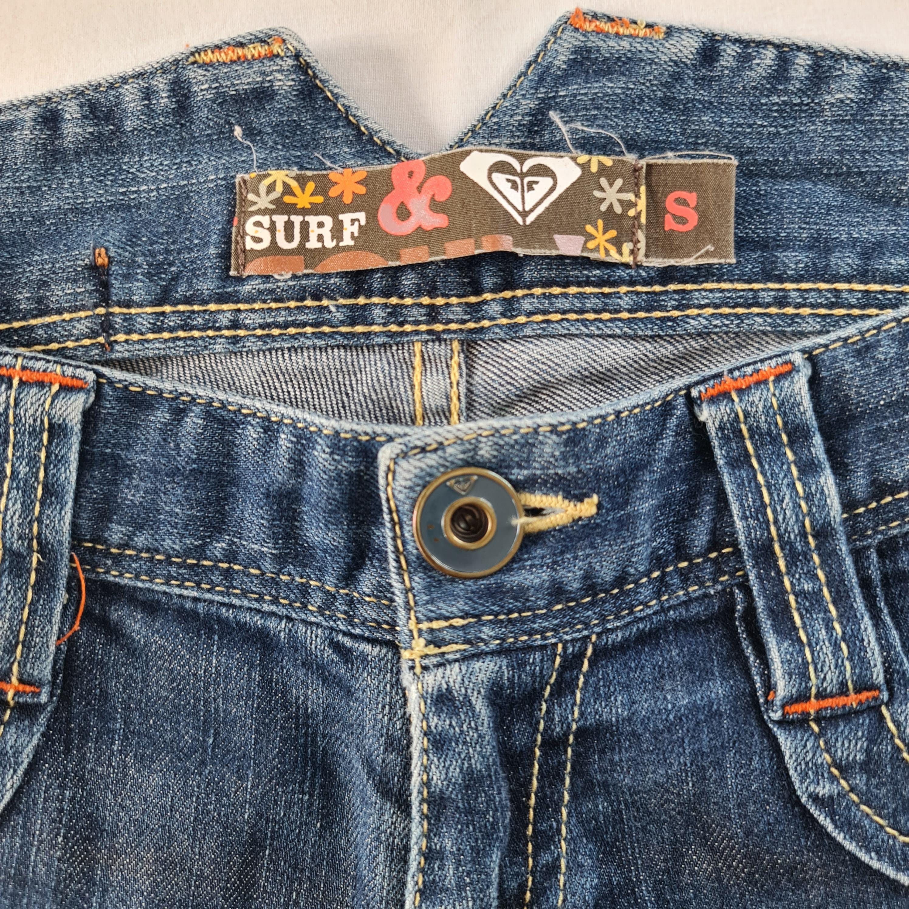 Vintage Roxy Low Rise Jeans Y2K Surf Skate Denim Slim Fit Distressed Logo 90s 2000s Blue Jeans Size S