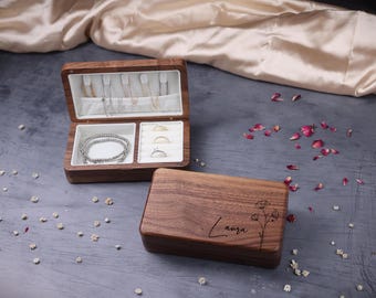 Custom Engraved Jewelry Box - Personalized Travel Case for Women - Bridesmaid Gift - Wooden Jewelry Organizer, Gift for her, Gift for mom