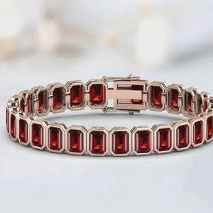 Smaragdslipad simulerad rubin tennisarmband för kvinnor, 14K gult guldpläterat, 925 sterlingsilver