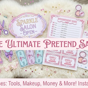 Pode incluir: Uma coleção de peças de salão de jogos imprimíveis, incluindo um letreiro que diz "Sparkle Salon Open", dinheiro de brinquedo, um livro de compromissos e ferramentas de maquiagem. O texto "The Ultimate Pretend Salon" é exibido de forma proeminente.