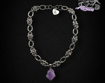 Colar Astrid Choker: corrente de aço inoxidável com pingente de ametista natural.