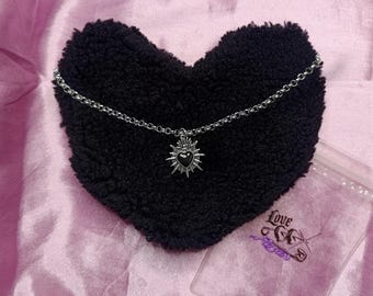 Colar Gargantilha Sagrado - preto: corrente de aço inoxidável com pingente de coração sagrado em forma de raio de sol em liga de zinco