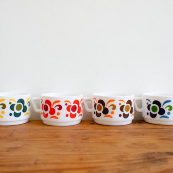 RESERVED   vintage french arcopal cups in bright 1970's flower pattern, set of four