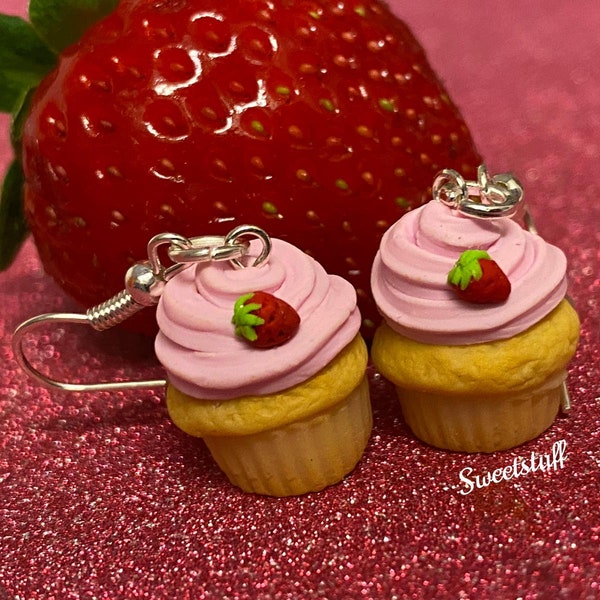 Boucles d’oreilles cupcake aux fraises