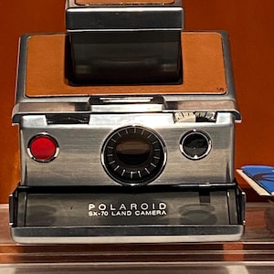 SALE ! Classic Polaroid SX-70 Sx70 Folding Land Camera Historical Mid Century 1970s Photography Leather Case Book Paperwork Rare Minty Free