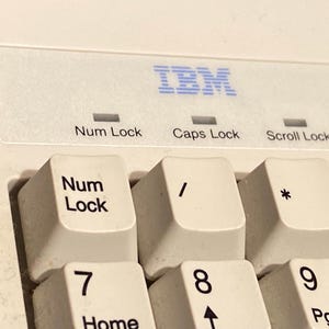 Sale! IBM Keyboard KB-8923 Vintage Computer Pc History 1980s 90s Electronics Vintage Hardware Tech Internet History 6 Pin Mini Din Free Ship